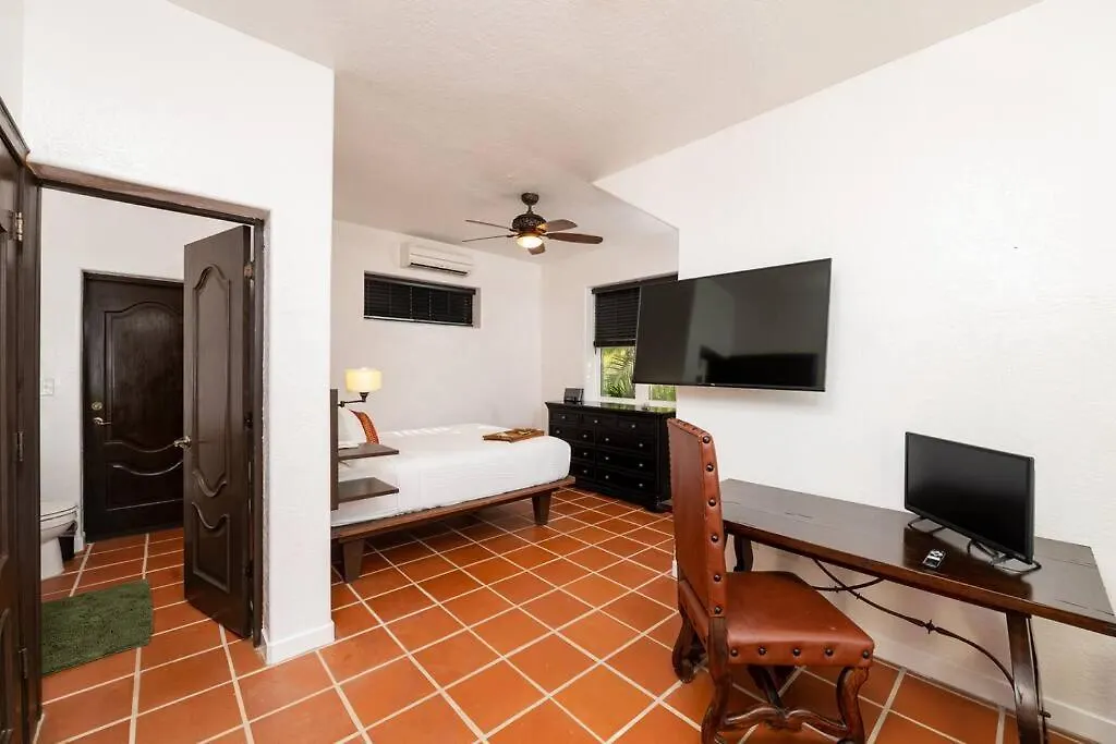 Casa Colibri Villa With Ocean Views Vieques