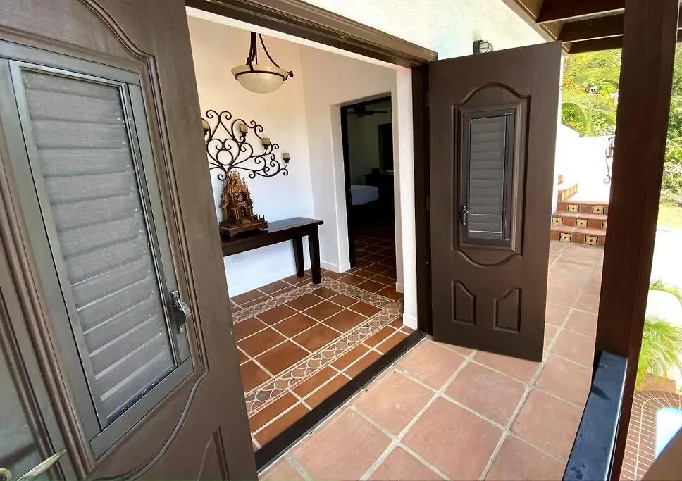 Casa Colibri Villa With Ocean Views Vieques 0*,